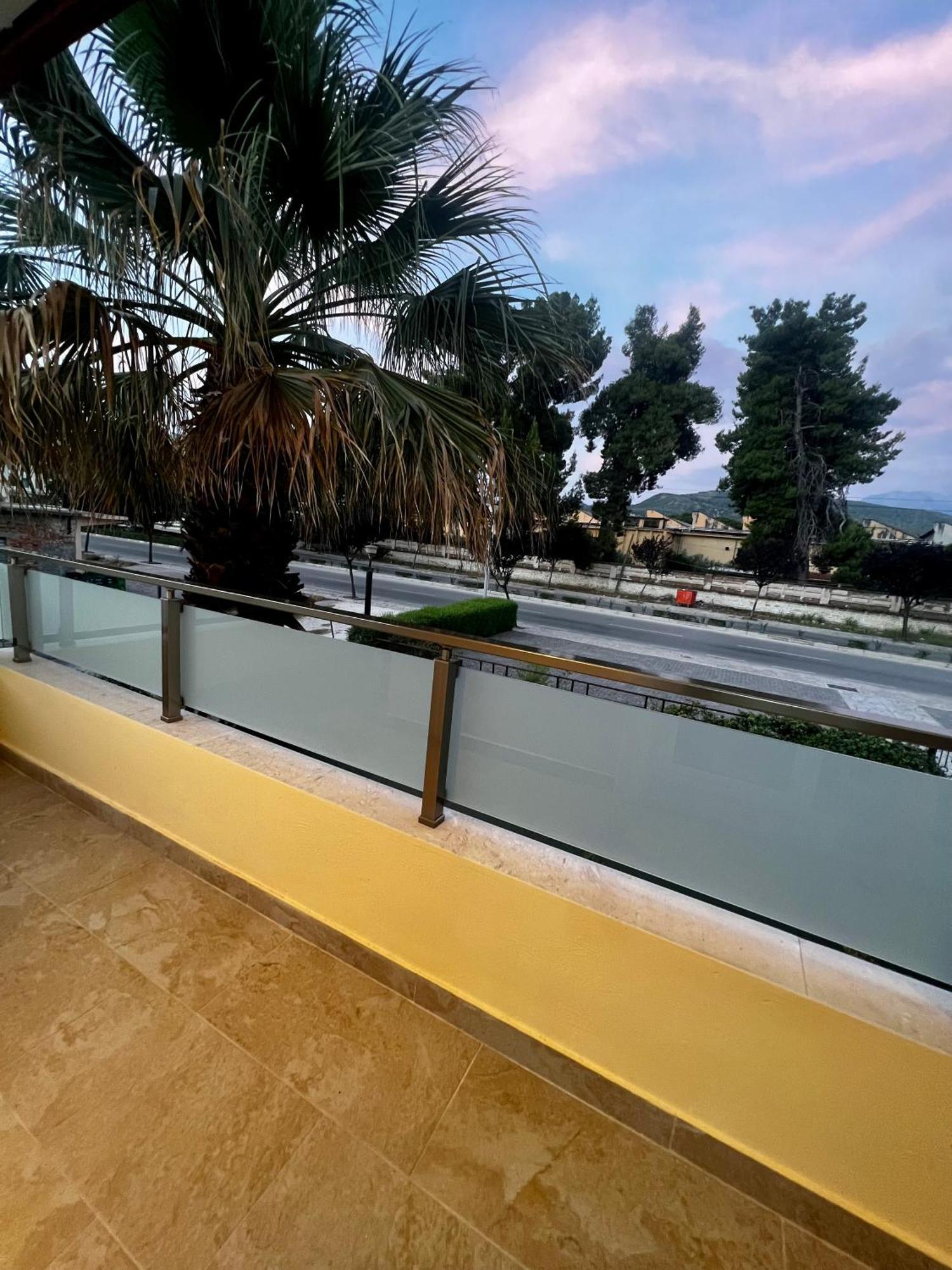 Villa Niku Berati Exterior foto
